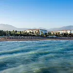 Apartment By Riva - Luxurious, Exclusive 2 Bedroom Inside Puerto Banus