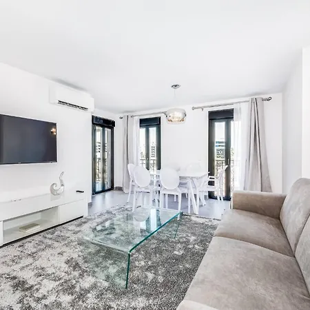 Appartamento By Riva - Luxurious, Exclusive 2 Bedroom Inside Puerto Banus Marbella