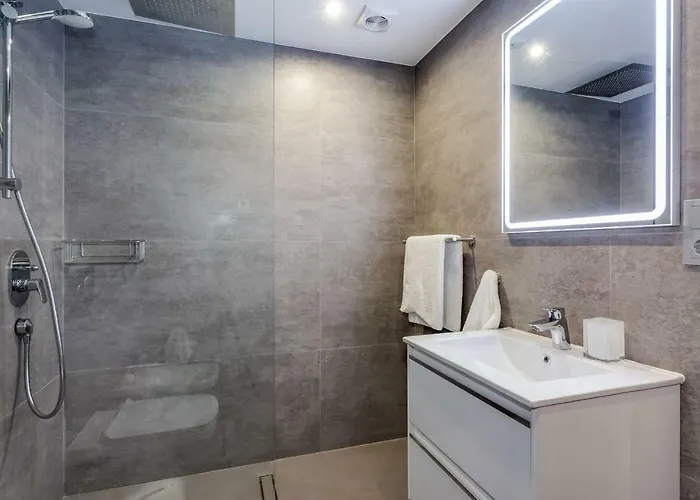 דירה By Riva - Luxurious, Exclusive 2 Bedroom Inside Puerto Banus *