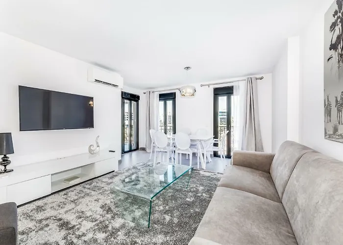 By Riva - Luxurious, Exclusive 2 Bedroom Inside Puerto Banus